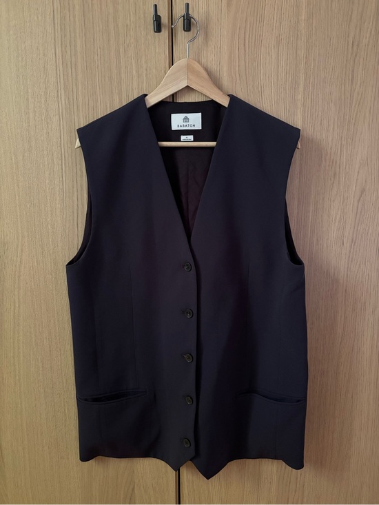 Aritzia Jackets & Blazers - Babaton x ARITZIA Tailored Vest